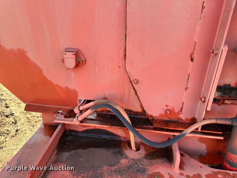 image for item LO9497 GEHL  1330 HD Scavanger manure spreader