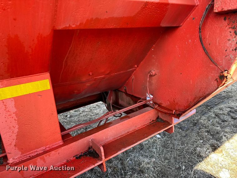 image for item LO9497 GEHL  1330 HD Scavanger manure spreader