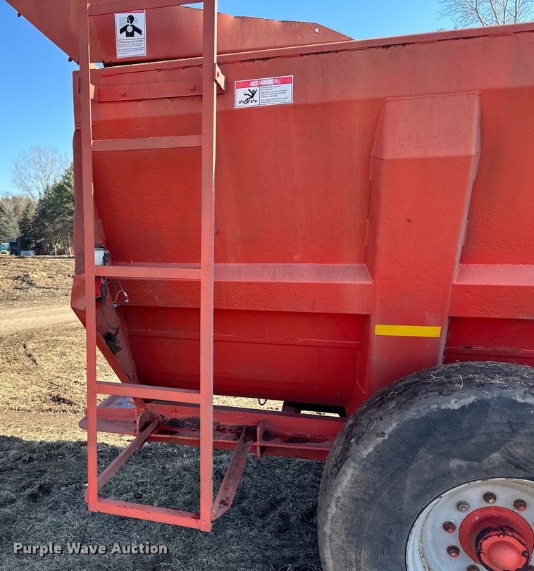 image for item LO9497 GEHL  1330 HD Scavanger manure spreader