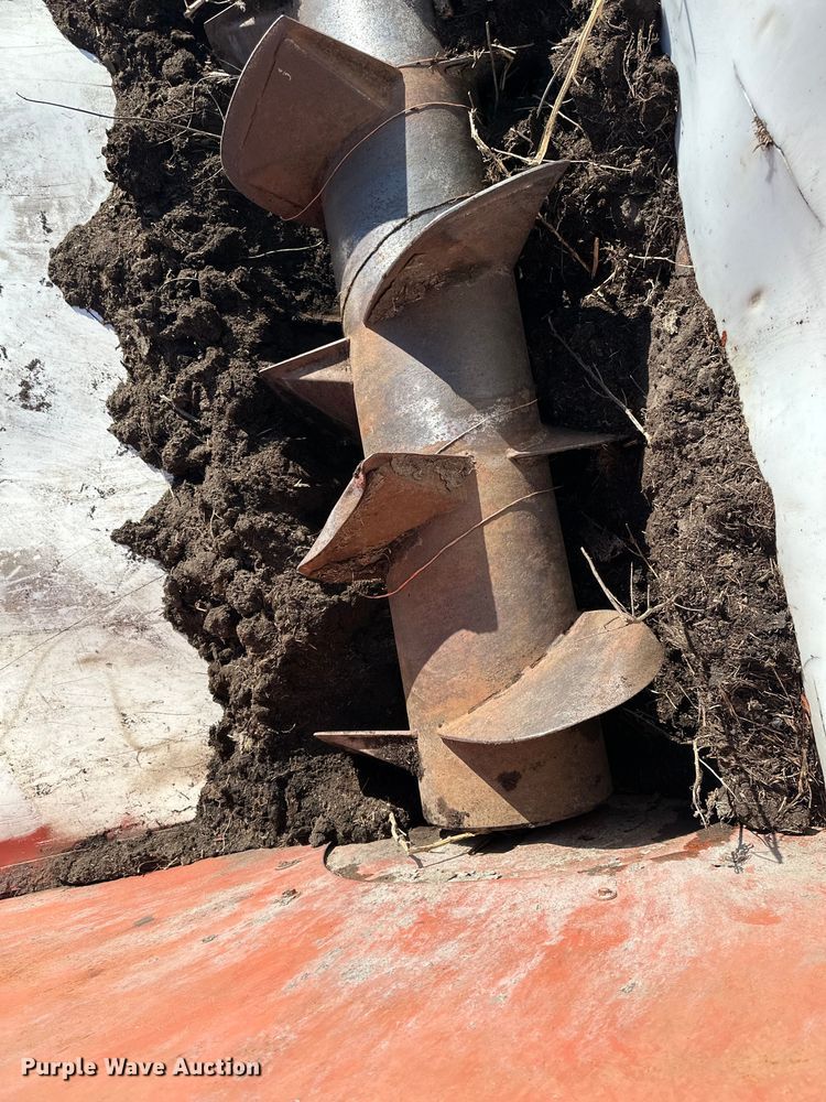 image for item LO9497 GEHL  1330 HD Scavanger manure spreader