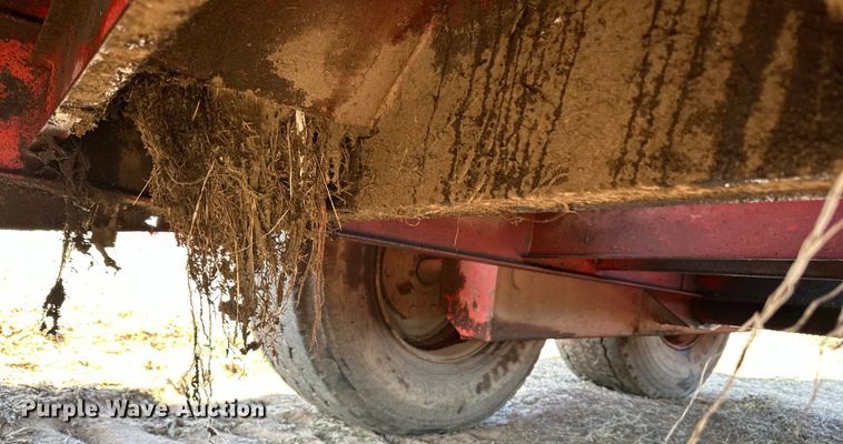 image for item LO9497 GEHL  1330 HD Scavanger manure spreader