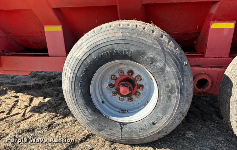 image for item LO9497 GEHL  1330 HD Scavanger manure spreader