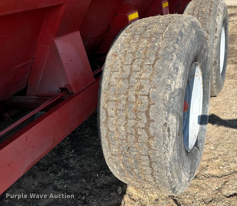 image for item LO9497 GEHL  1330 HD Scavanger manure spreader