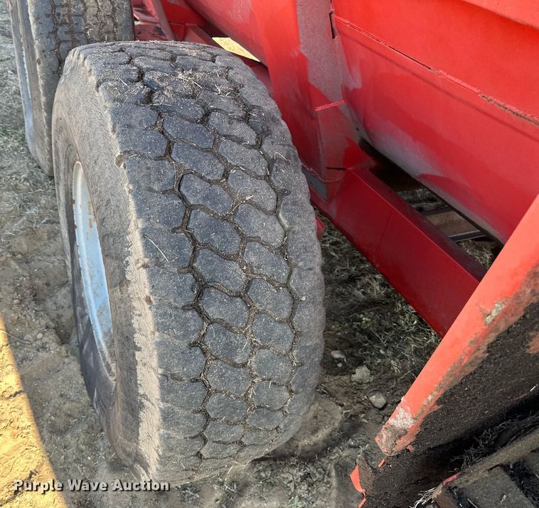 image for item LO9497 GEHL  1330 HD Scavanger manure spreader