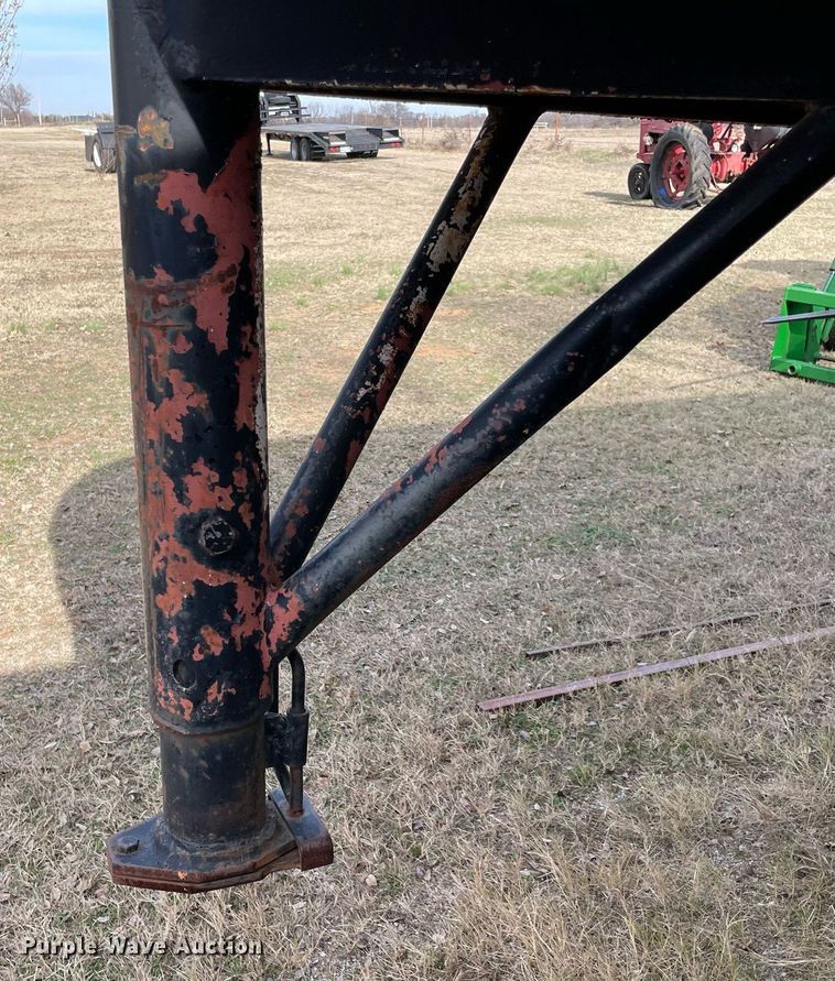 image for item LV9247 Shop built  livestock trailer