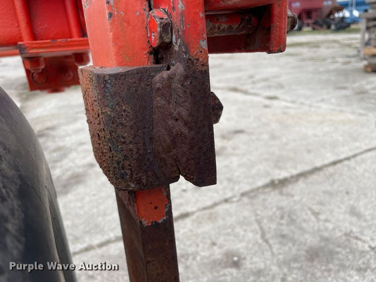 image for item LW9010 Allis Chalmers  1600 chisel