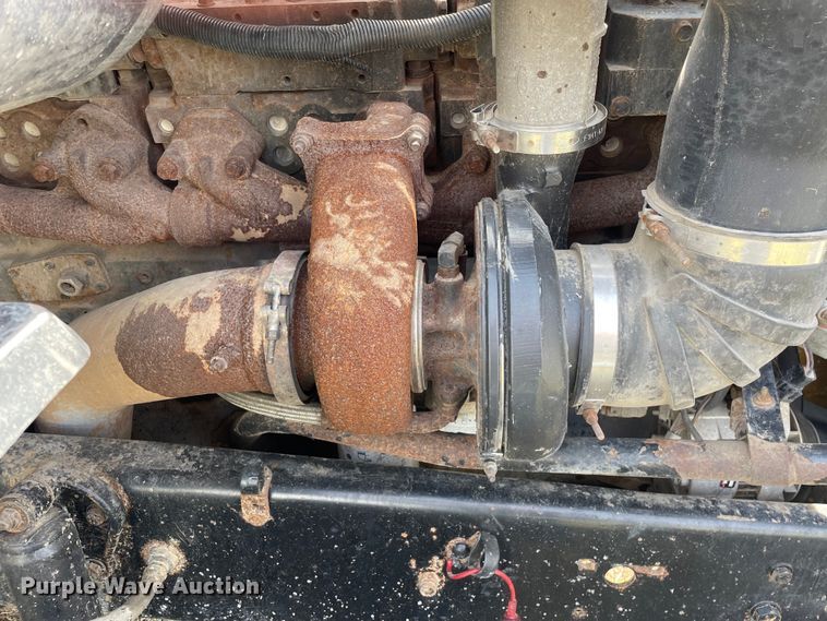 image for item LW9019 1994 Ford  LTL9000 Aeromax  grain truck