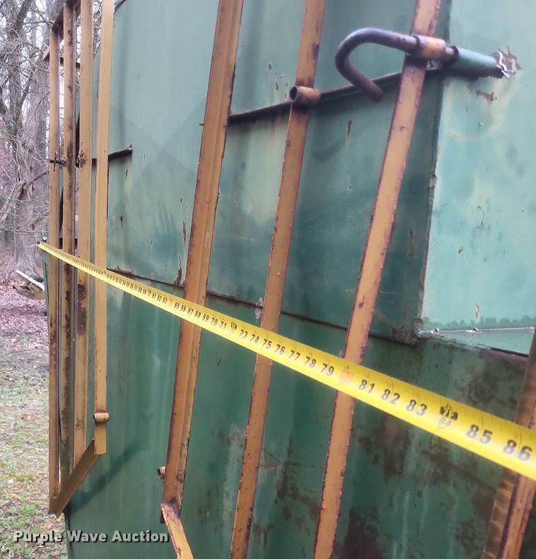 image for item MJ9008 (2) Feed King creep feeders