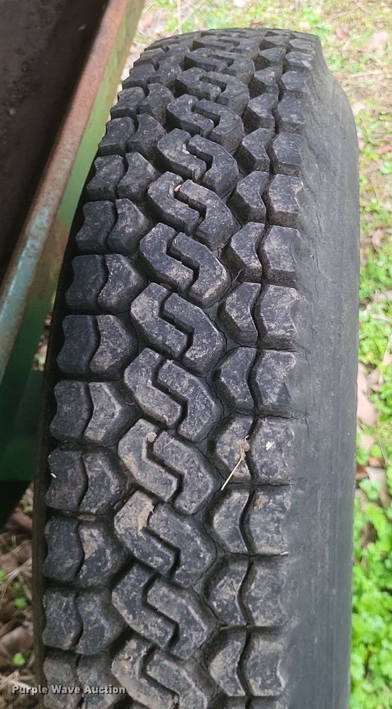 image for item MJ9008 (2) Feed King creep feeders