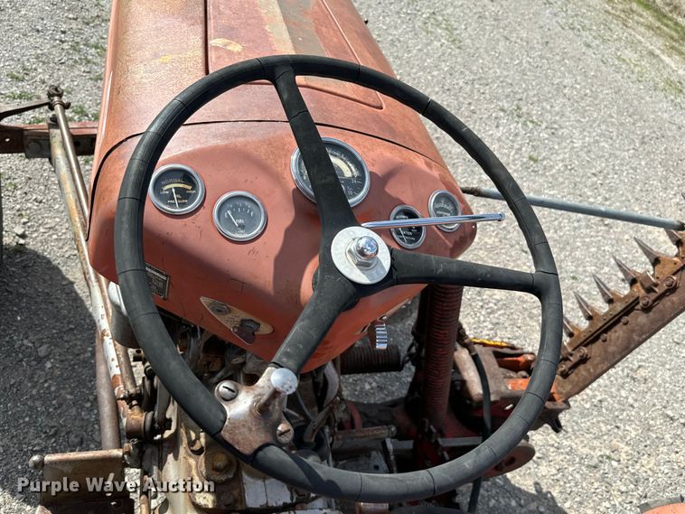 image for item NA9745 Massey Ferguson  MF35 tractor