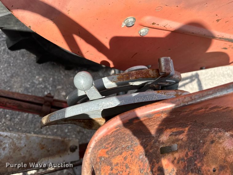 image for item NA9745 Massey Ferguson  MF35 tractor