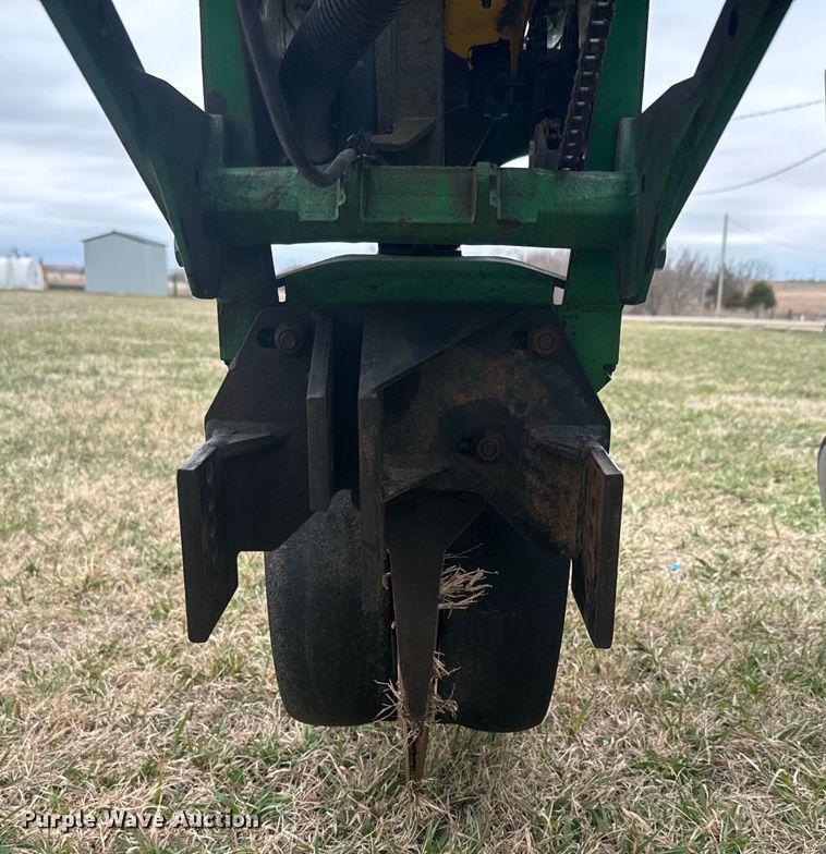 image for item NF9489 John Deere 1760 planter