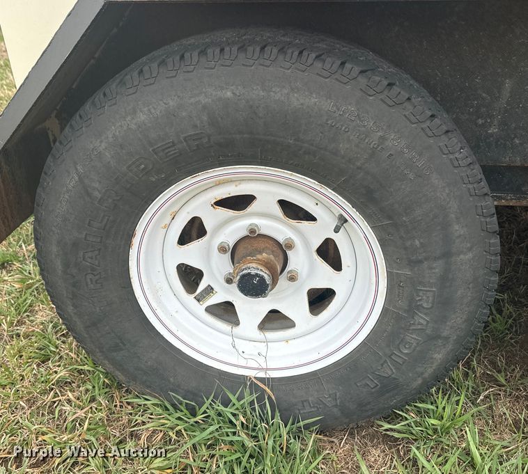 image for item NF9490 Friesen 220 seed tender