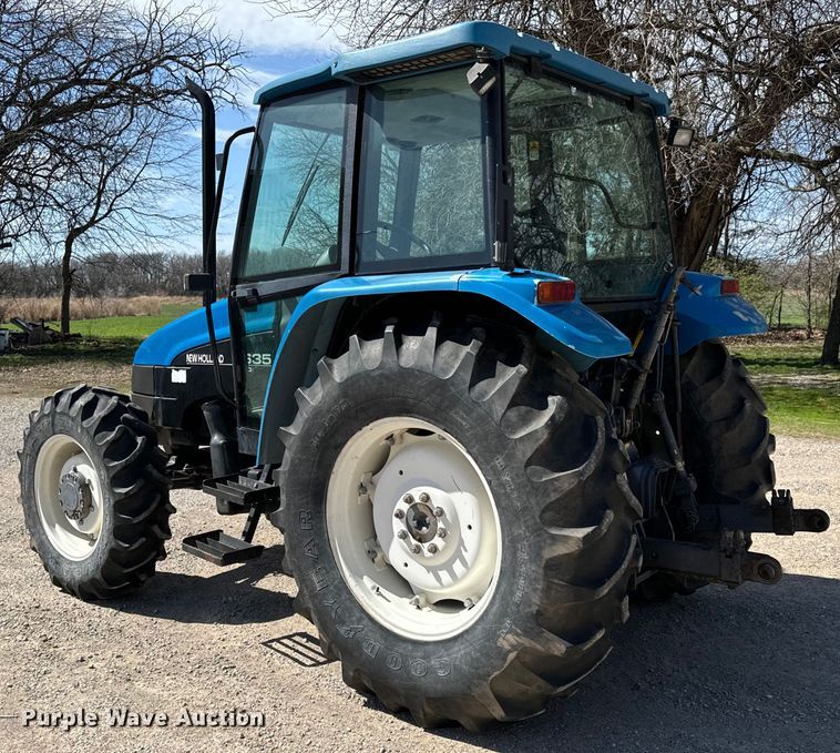 image for item NH9007 1997 New Holland  5635 MFWD tractor