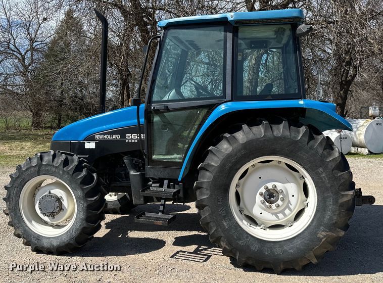image for item NH9007 1997 New Holland  5635 MFWD tractor