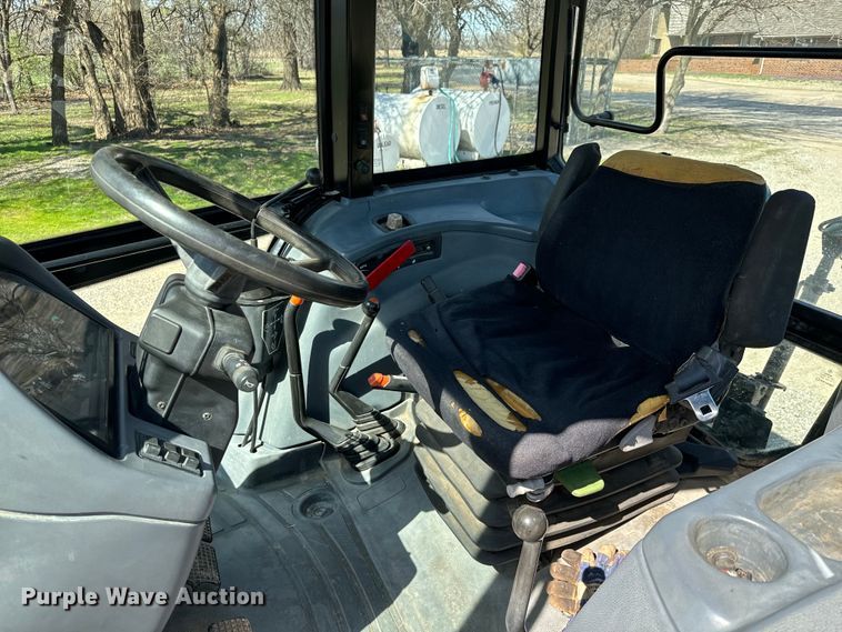 image for item NH9007 1997 New Holland  5635 MFWD tractor