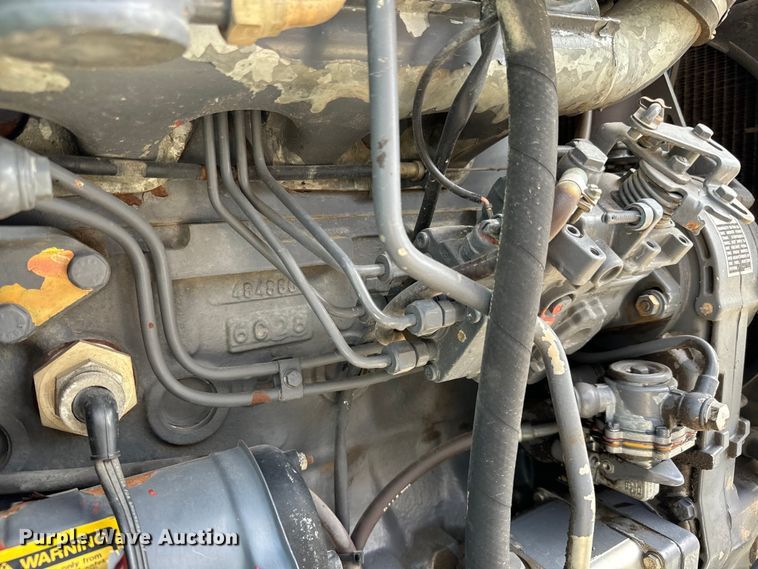 image for item NH9007 1997 New Holland  5635 MFWD tractor