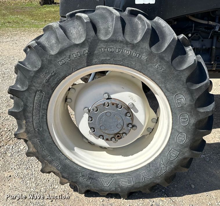 image for item NH9007 1997 New Holland  5635 MFWD tractor