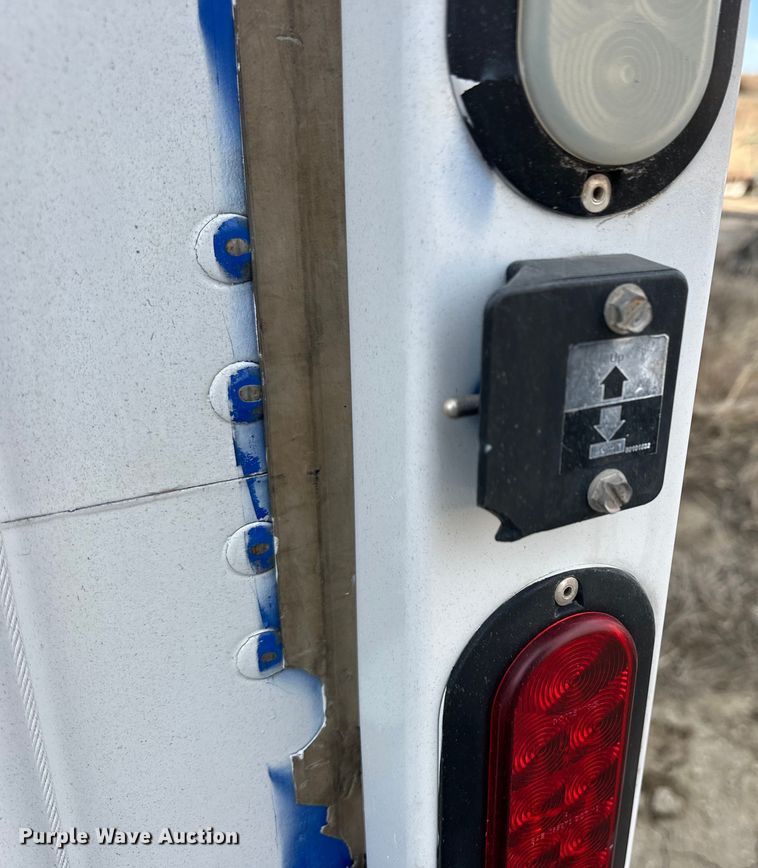 image for item NJ9426 Supreme H0211958 box bed