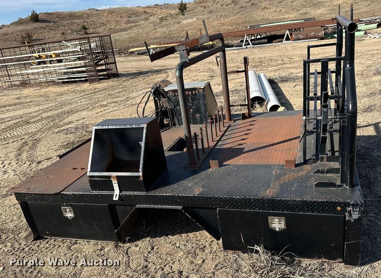 image for item NJ9429 Flatbed