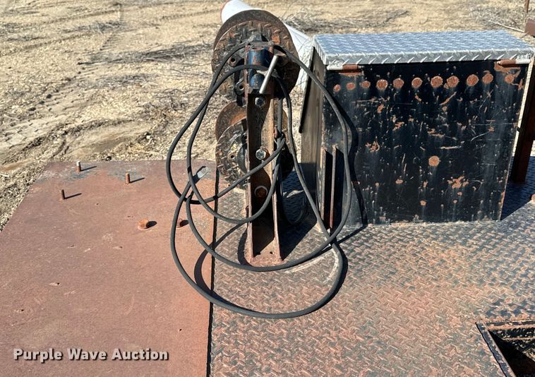 image for item NJ9429 Flatbed