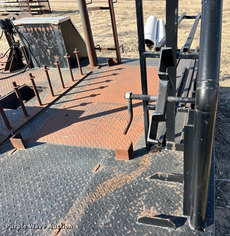 image for item NJ9429 Flatbed