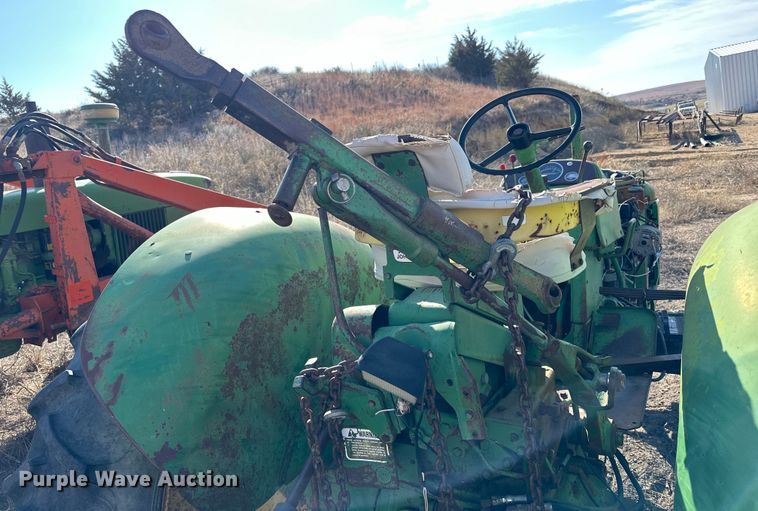image for item NJ9430 1962 John Deere 3010 tractor