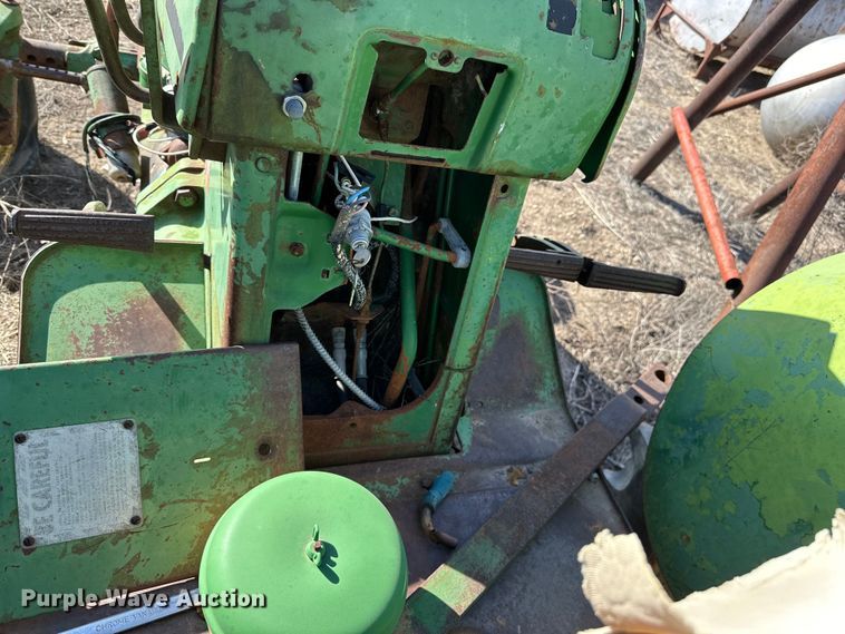 image for item NJ9430 1962 John Deere 3010 tractor