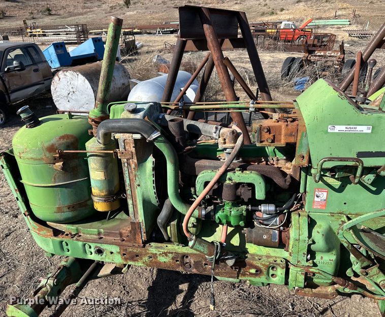 image for item NJ9430 1962 John Deere 3010 tractor