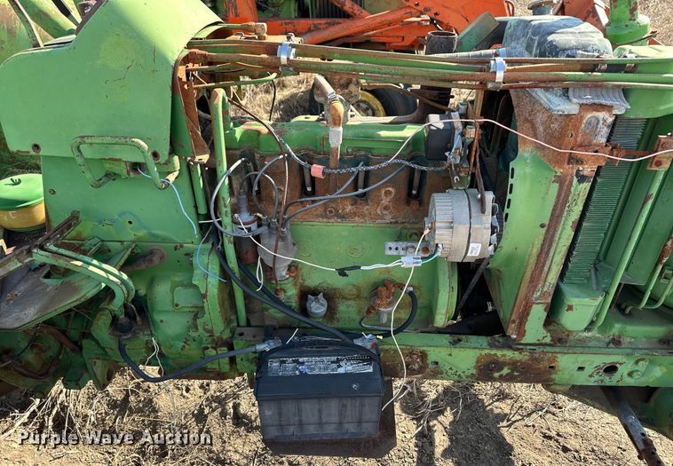 image for item NJ9430 1962 John Deere 3010 tractor