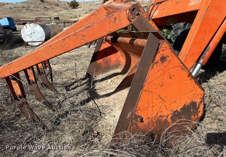 image for item NJ9431 1964 John Deere 4020 tractor