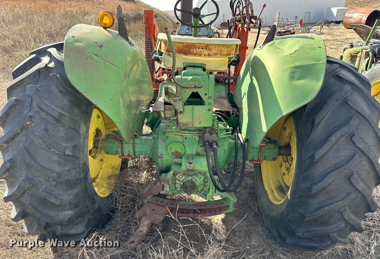 image for item NJ9431 1964 John Deere 4020 tractor