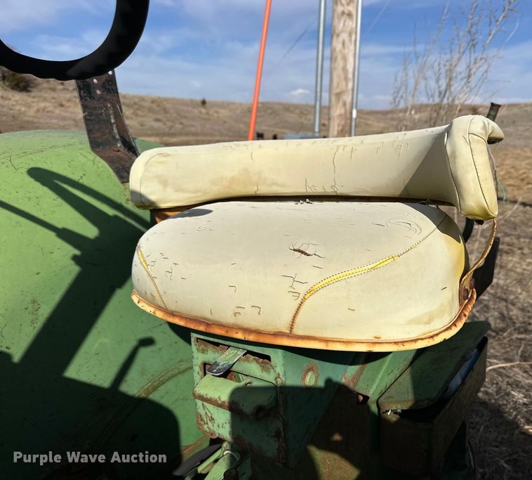 image for item NJ9431 1964 John Deere 4020 tractor