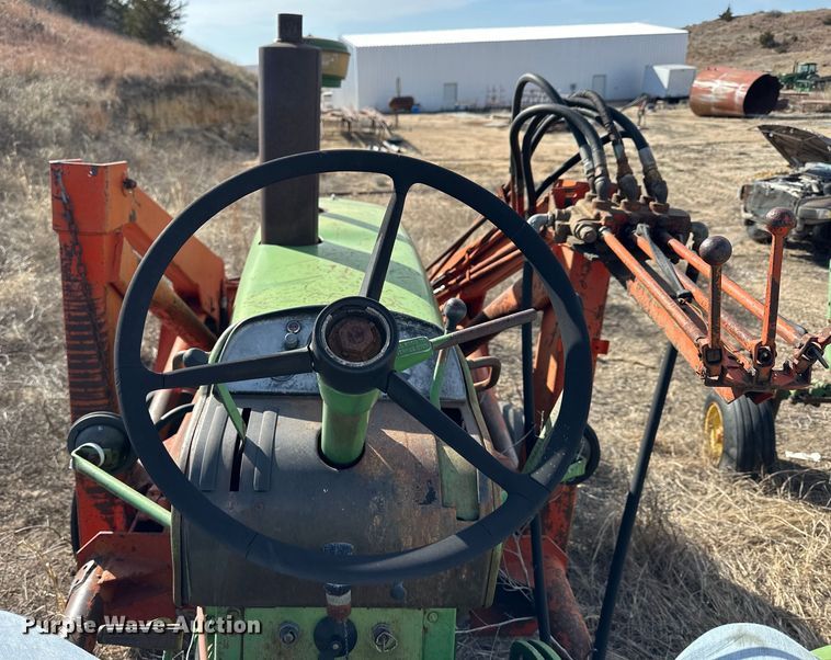 image for item NJ9431 1964 John Deere 4020 tractor