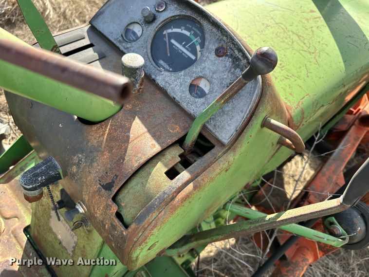 image for item NJ9431 1964 John Deere 4020 tractor