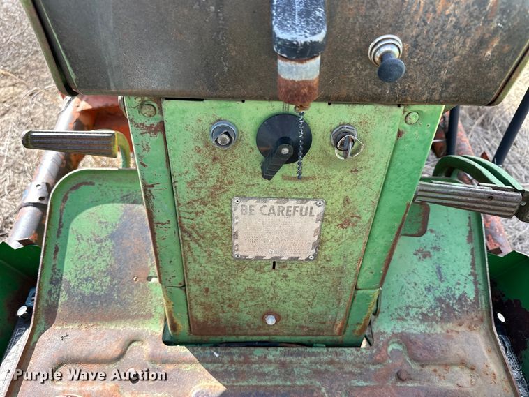 image for item NJ9431 1964 John Deere 4020 tractor