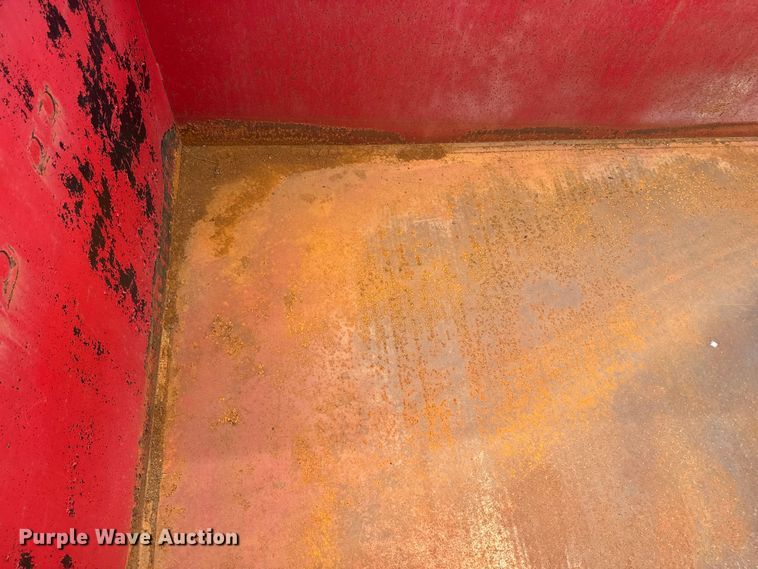 image for item NS9509 1979 International  F2275 grain truck