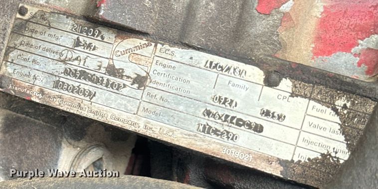 image for item NS9509 1979 International  F2275 grain truck