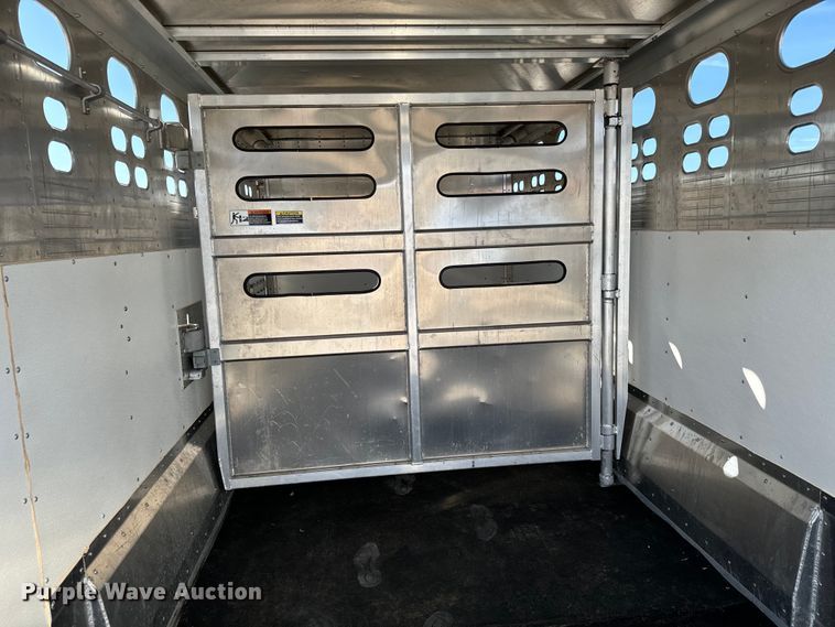 image for item NU9524 2007 Wilson PSSC-8420T livestock trailer