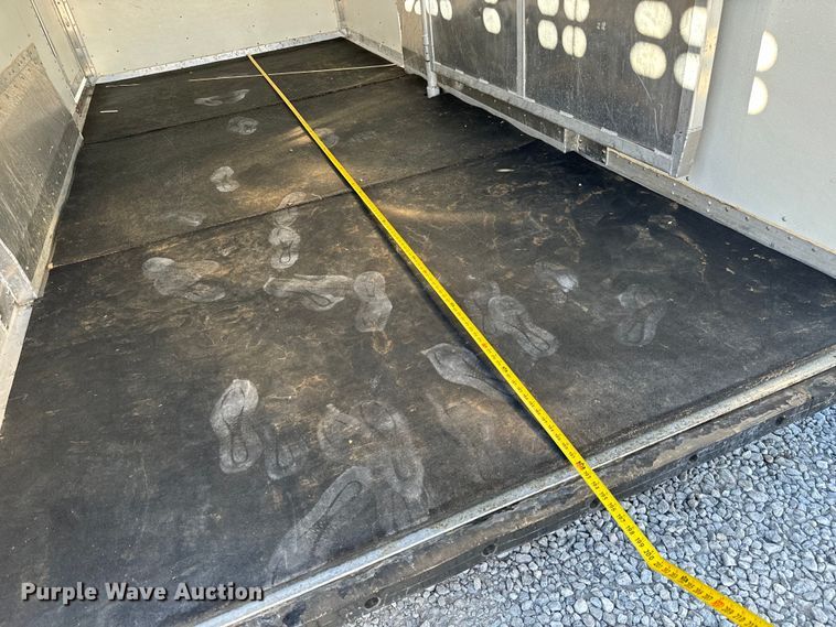 image for item NU9524 2007 Wilson PSSC-8420T livestock trailer