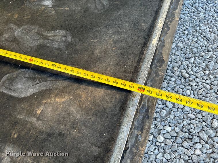 image for item NU9524 2007 Wilson PSSC-8420T livestock trailer