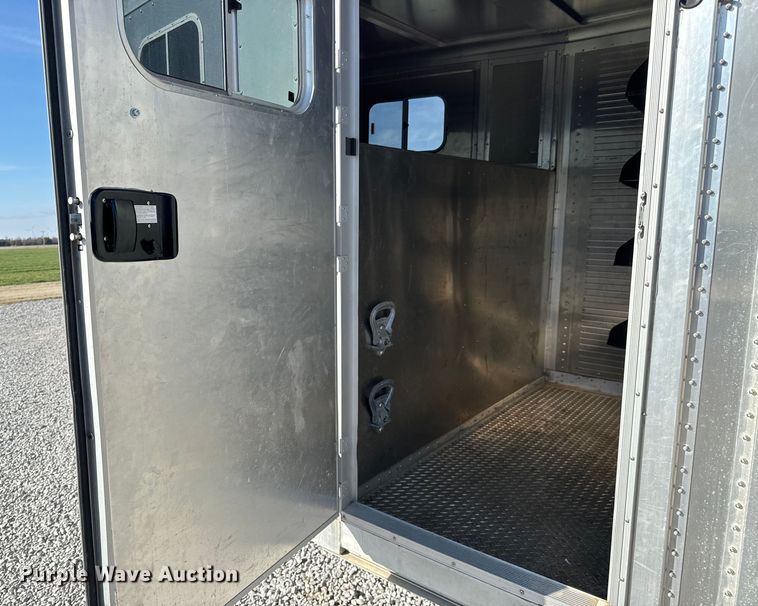 image for item NU9524 2007 Wilson PSSC-8420T livestock trailer