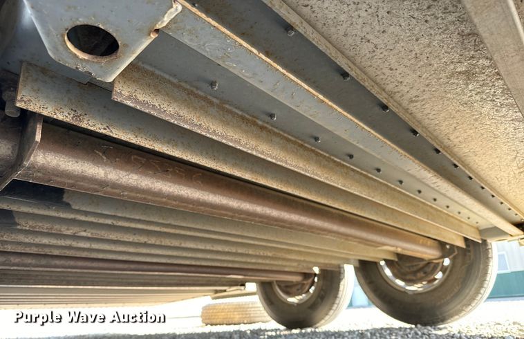 image for item NU9524 2007 Wilson PSSC-8420T livestock trailer