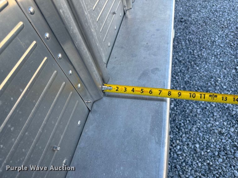 image for item NU9524 2007 Wilson PSSC-8420T livestock trailer