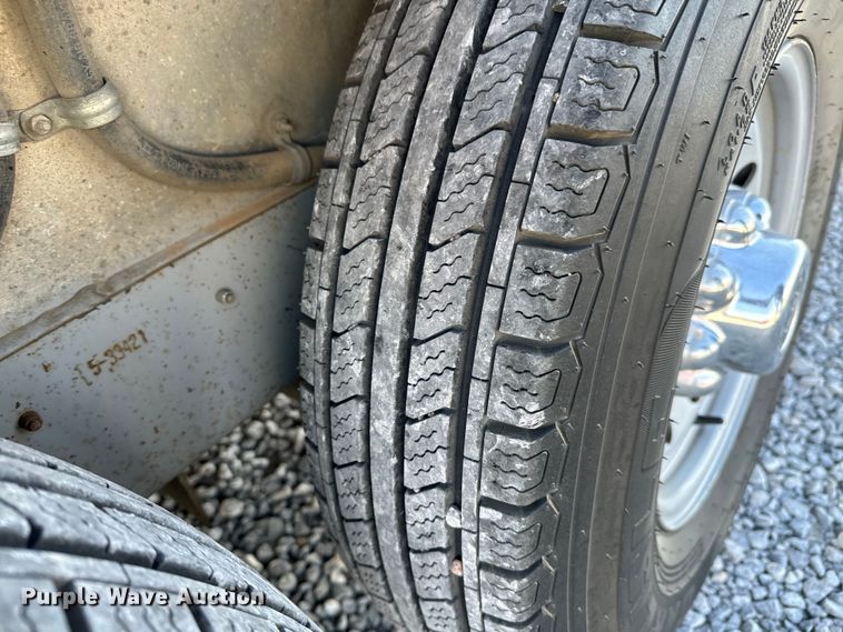 image for item NU9524 2007 Wilson PSSC-8420T livestock trailer