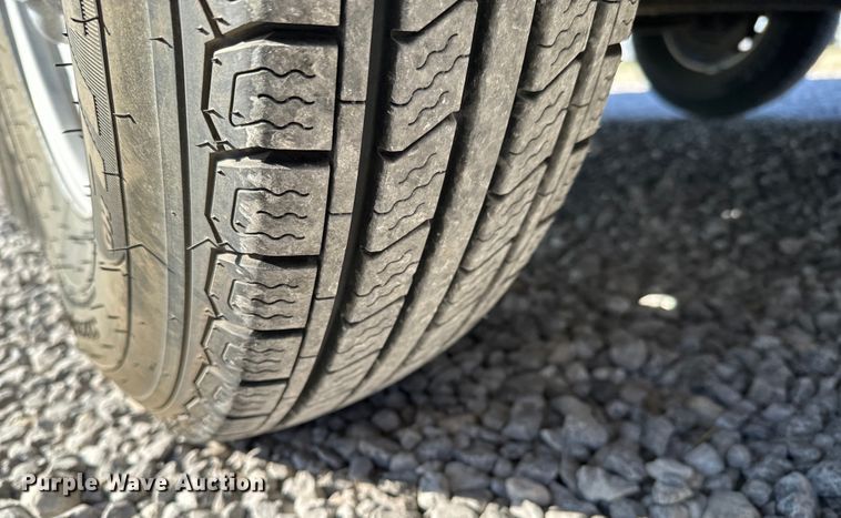 image for item NU9524 2007 Wilson PSSC-8420T livestock trailer