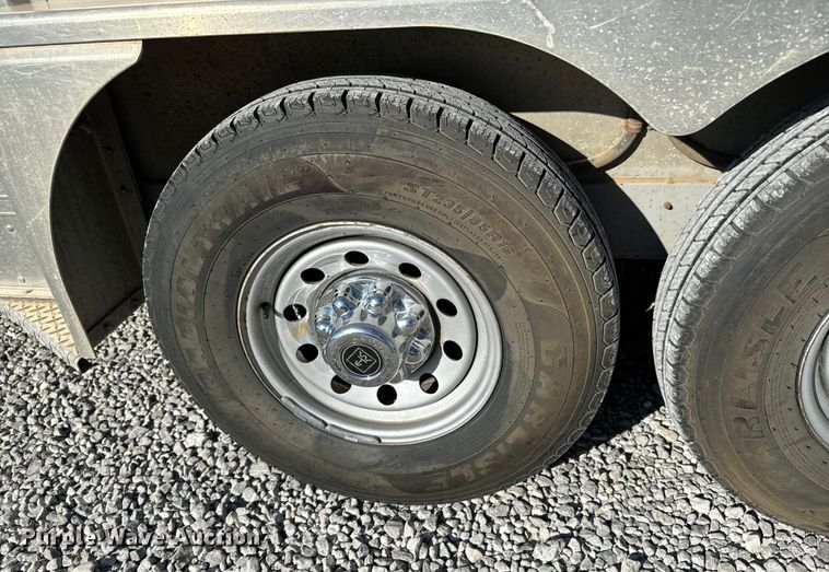 image for item NU9524 2007 Wilson PSSC-8420T livestock trailer