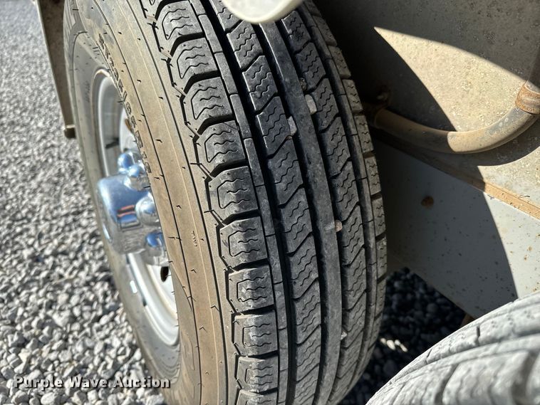 image for item NU9524 2007 Wilson PSSC-8420T livestock trailer