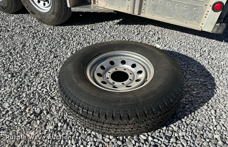 image for item NU9524 2007 Wilson PSSC-8420T livestock trailer