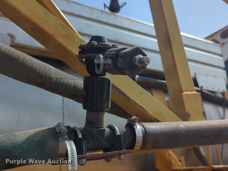 image for item NZ9399 Ag-Chem Terra Gator 1603 applicator